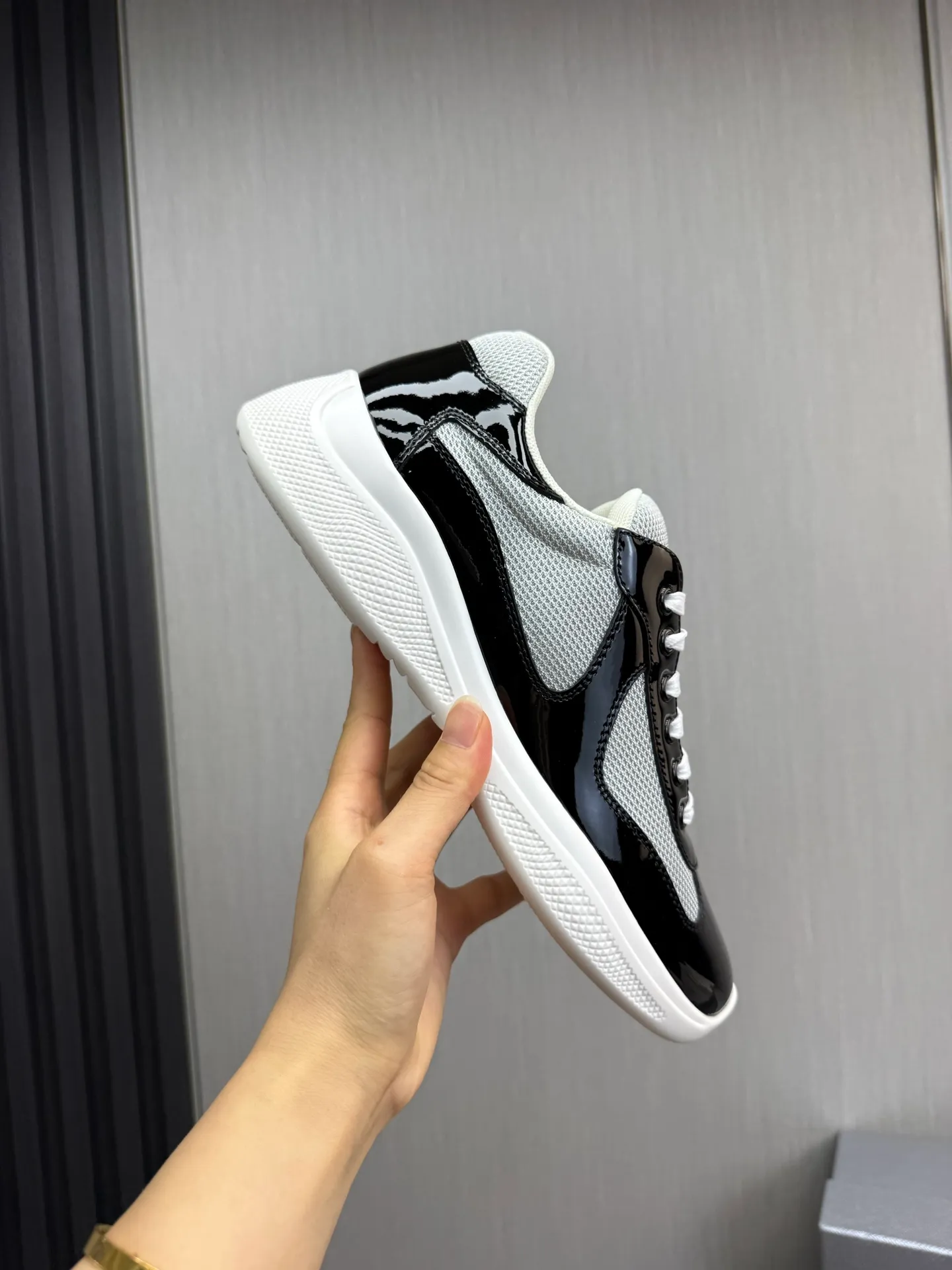Men's shoes 640💰 [PRADA] Hot selling items🔥Must be recommended every day~~ Official website synchronized, 1:1 high quality shipments✔️ Imported cowhide fabric, rubber material + cowhide lining, original bottom, high-end airplane box packaging🎁 38-45 (38.45 custom-made, non-returnable)